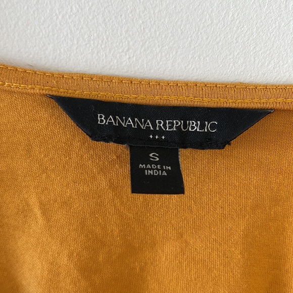 Banana Republic top - Picture 2 of 3